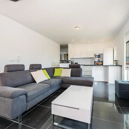 Ferienhaus Three-bedroom In *
