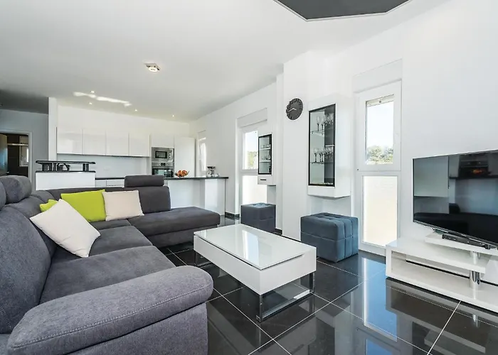 Holiday home Three-bedroom In *